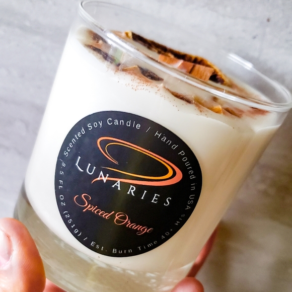 Spiced Orange Soy Candle w/ Wood Wick - Picture 5 of 12